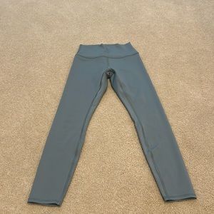Alo Yoga 7/8 High Waist Air-Lift Legging / Cosmic Grey